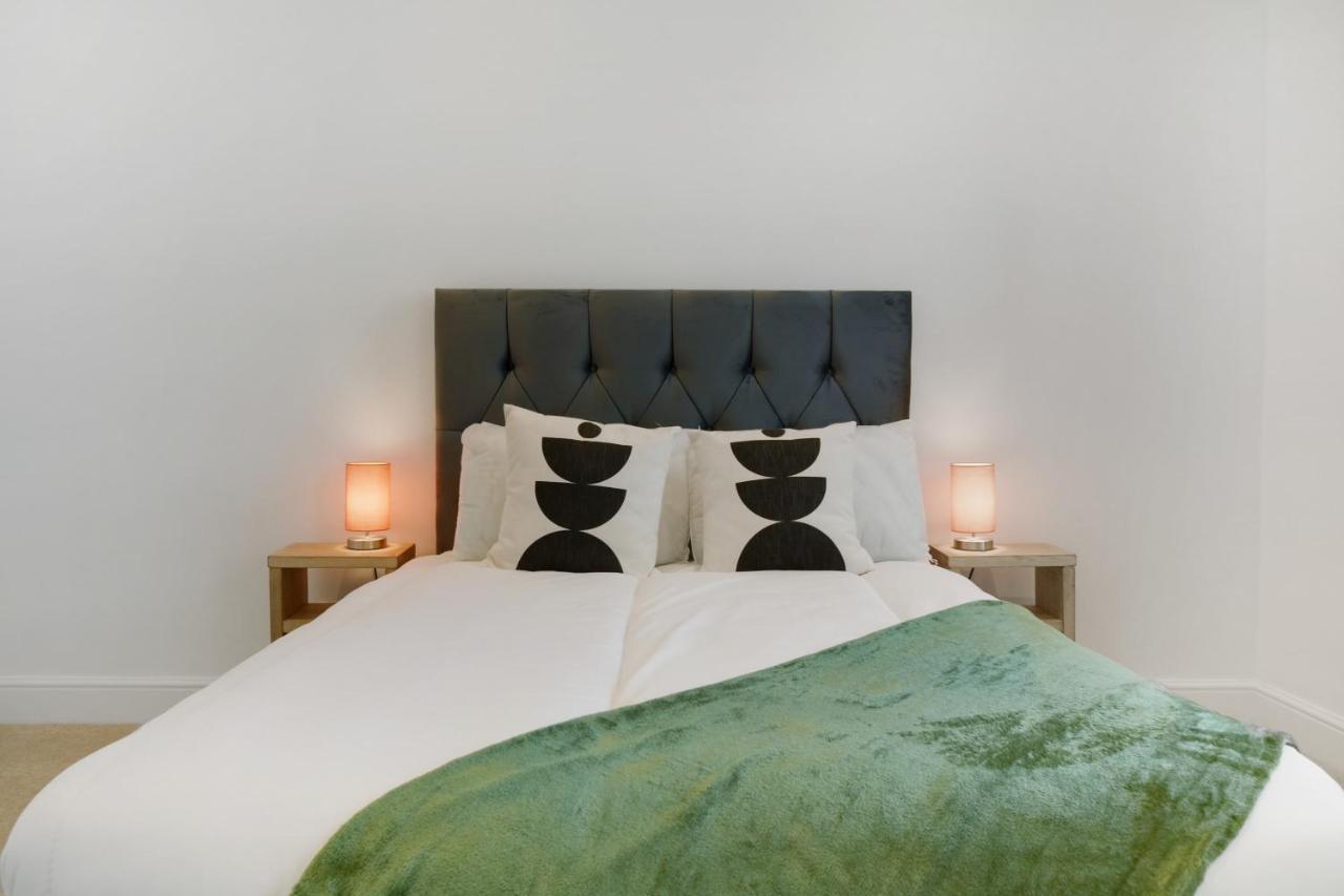 Lovely 2-Bedroom Home In Langley Park, Sleeps 4 Durham Exteriör bild